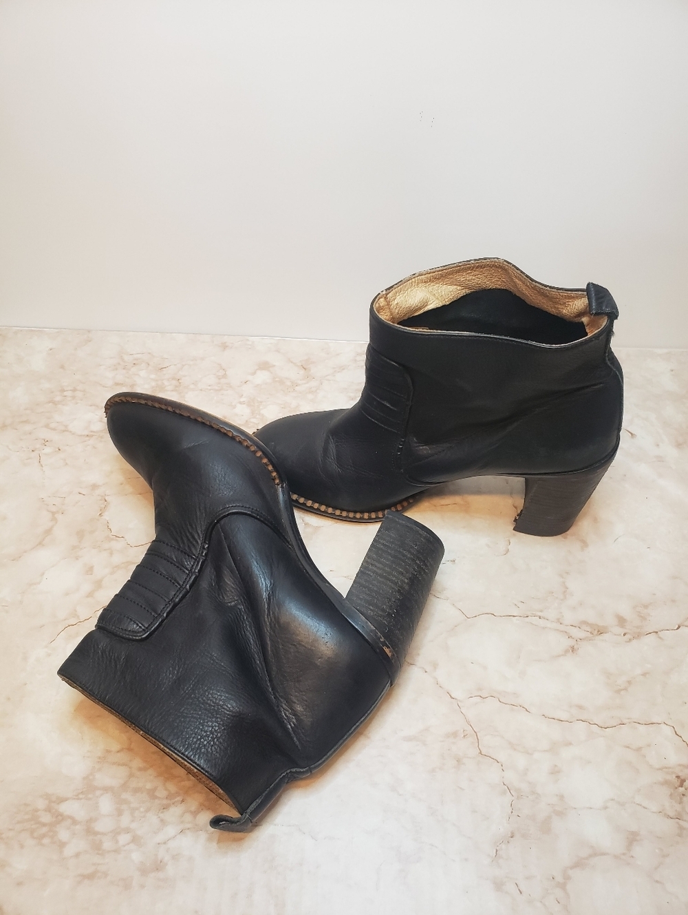 Free People Women’s Black Leather Ankle Booties with Block Heel Size 40 - Picture 6 of 8
